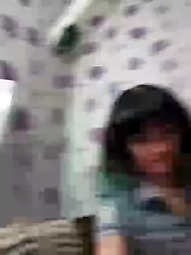 Snapshot of SweetLeila40 chatting on February 13, 2025, 9:17 pm SweetLeila40 online show from February 13, 2025, 9:17 pm