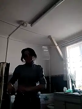 Snapshot of SweetLeila40 chatting on February 25, 2025, 12:49 pm SweetLeila40 online show from February 25, 2025, 12:49 pm