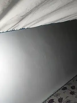 Snapshot of SweetLeila40 chatting on February 16, 2025, 10:33 pm SweetLeila40 online show from February 16, 2025, 10:33 pm