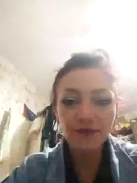 SweetLeila40 online show from June 14, 2026, 8:54 pm