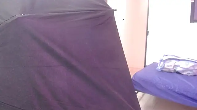 Snapshot of evaleribigtits18 chatting on January 19, 2026, 1:09 am evaleribigtits18 online show from January 19, 2026, 1:09 am