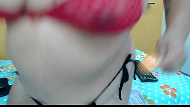 Snapshot of evaleribigtits18 chatting on March 8, 2025, 5:17 am evaleribigtits18 online show from March 8, 2025, 5:17 am