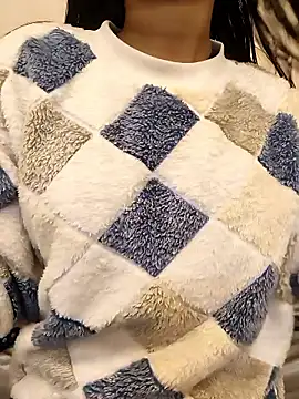 yhona darling online show from January 14, 2026, 9:46 am