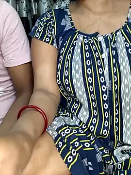 Snapshot of MUMTAJ-1 chatting on May 10, 2026, 5:26 pm MUMTAJ-1 online show from May 10, 2026, 5:26 pm
