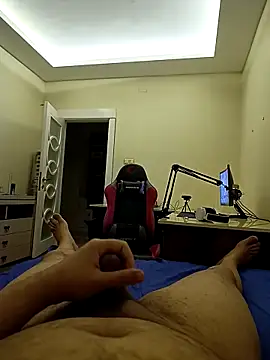 31cektirenbatuu online show from October 3, 2025, 9:38 pm