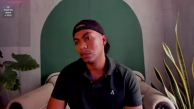 Snapshot of noah_jones__ chatting on November 24, 2025, 5:02 pm noah jones online show from November 24, 2025, 5:02 pm