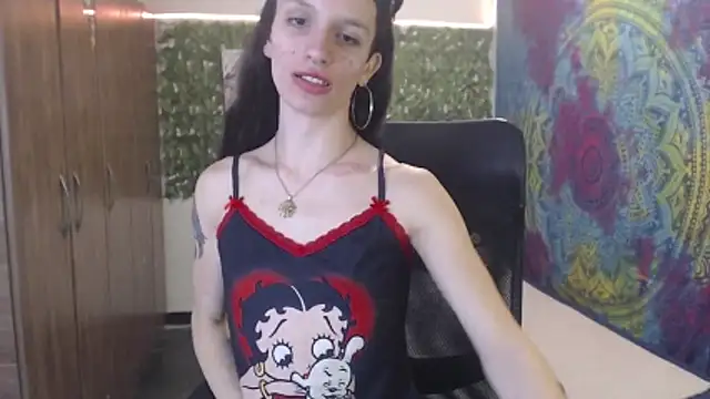 Snapshot of BurningVenus12 chatting on October 31, 2025, 3:52 pm BurningVenus12 online show from October 31, 2025, 3:52 pm