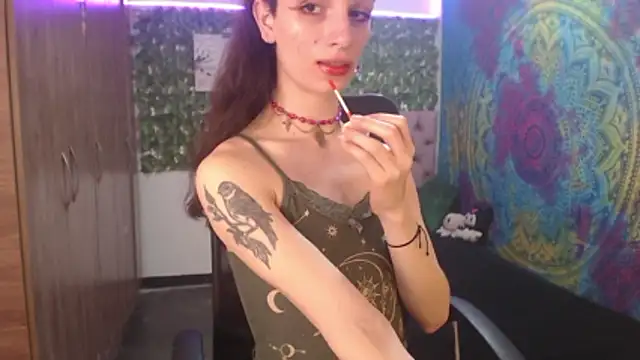 Snapshot of BurningVenus12 chatting on January 14, 2026, 5:05 pm BurningVenus12 online show from January 14, 2026, 5:05 pm