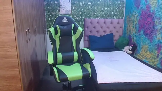 BurningVenus12 online show from March 14, 2026, 3:56 am