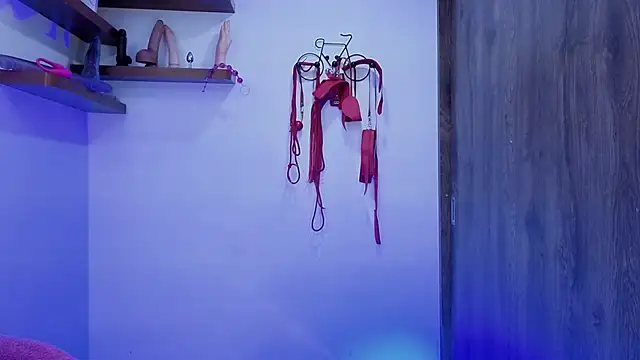 Snapshot of avans_15 chatting on November 12, 2025, 10:57 pm avans 15 online show from November 12, 2025, 10:57 pm