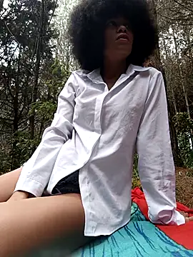 Snapshot of BlairSamy chatting on December 15, 2025, 6:14 pm BlairSamy online show from December 15, 2025, 6:14 pm