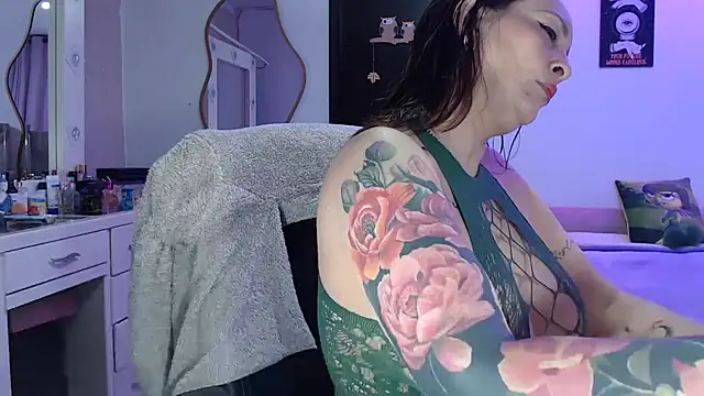 Snapshot of yulieth_anamar chatting on February 21, 2026, 9:33 am yulieth anamar online show from February 21, 2026, 9:33 am