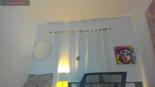 Snapshot of Sophie_sweett19 chatting on July 4, 2026, 3:35 am Sophie sweett19 online show from July 4, 2026, 3:35 am