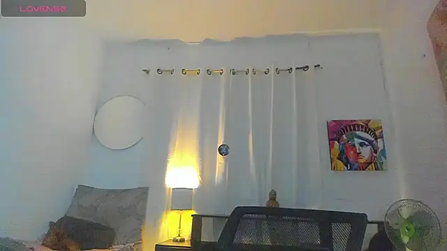 Snapshot of Sophie_sweett19 chatting on July 25, 2026, 2:19 am Sophie sweett19 online show from July 25, 2026, 2:19 am