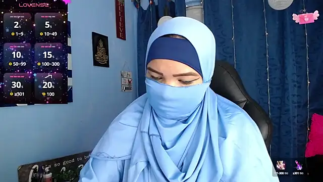 Snapshot of Falak-Yasin chatting on October 4, 2025, 12:28 pm Falak-Yasin online show from October 4, 2025, 12:28 pm