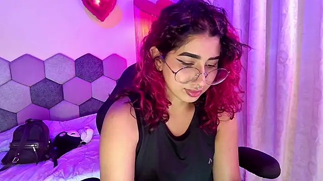 Horny tgn online show from March 9, 2026, 6:22 pm