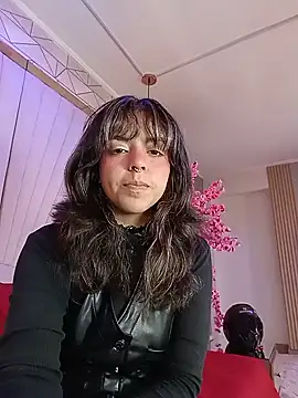 ivannabellini online show from June 1, 2026, 1:22 pm