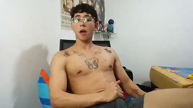 Dillom420 online show from January 30, 2025, 7:39 am