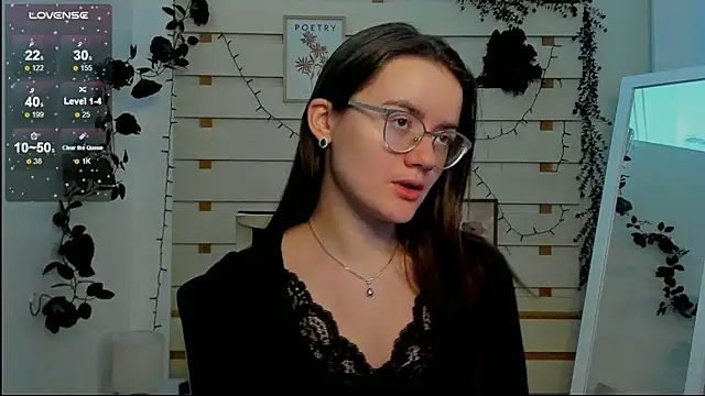 Josephine jo online show from February 18, 2026, 7:39 am