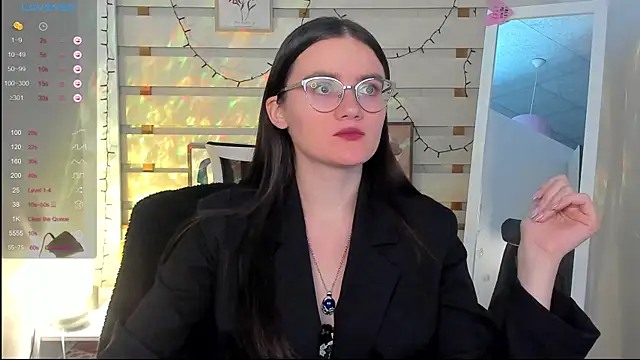 Josephine jo online show from October 16, 2025, 9:01 pm