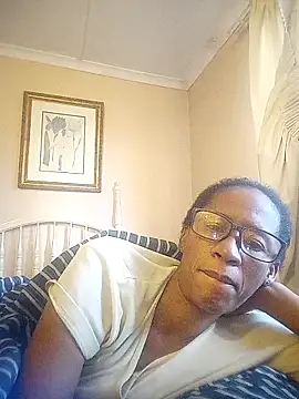 Snapshot of bustybillies chatting on November 21, 2025, 3:38 am bustybillies online show from November 21, 2025, 3:38 am