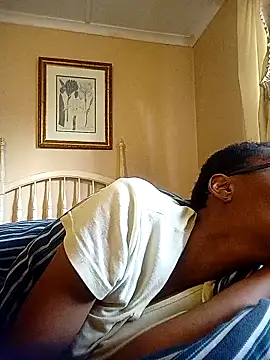 Snapshot of bustybillies chatting on December 23, 2025, 4:45 am bustybillies online show from December 23, 2025, 4:45 am