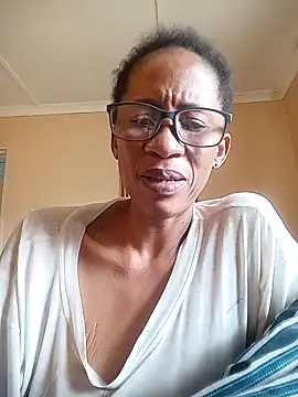 Snapshot of bustybillies chatting on December 19, 2025, 5:43 am bustybillies online show from December 19, 2025, 5:43 am