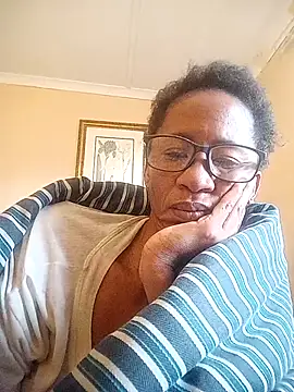 Snapshot of bustybillies chatting on November 9, 2025, 3:43 am bustybillies online show from November 9, 2025, 3:43 am