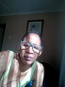 Snapshot of bustybillies chatting on December 20, 2025, 6:05 am bustybillies online show from December 20, 2025, 6:05 am