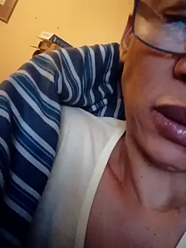 bustybillies online show from May 27, 2026, 4:53 am