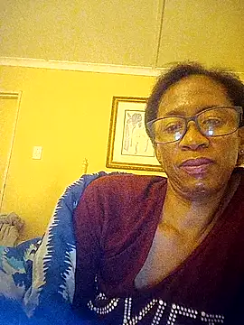 Snapshot of bustybillies chatting on October 31, 2025, 4:14 pm bustybillies online show from October 31, 2025, 4:14 pm