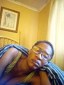 Snapshot of bustybillies chatting on December 22, 2025, 4:34 am bustybillies online show from December 22, 2025, 4:34 am