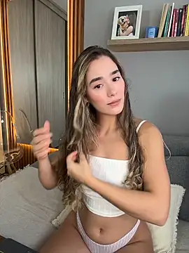 FridaKlein online show from February 17, 2026, 10:07 pm