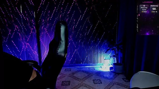 ZhoeStrong online show from February 6, 2026, 11:45 pm