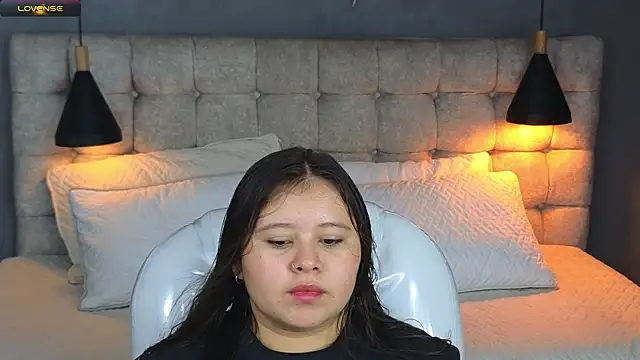 Laia and Aloby online show from November 20, 2025, 10:09 pm