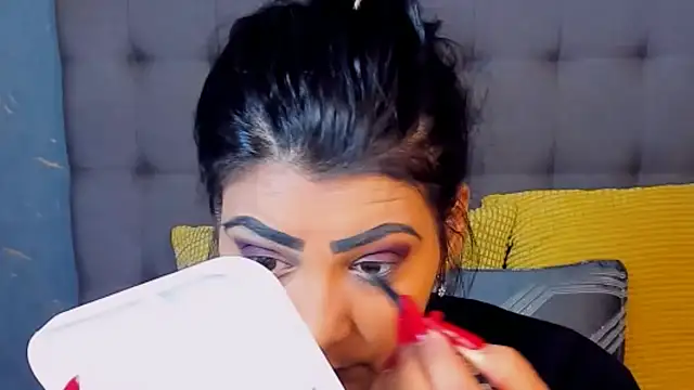 Snapshot of AmyCubes chatting on December 14, 2025, 10:15 pm AmyCubes online show from December 14, 2025, 10:15 pm