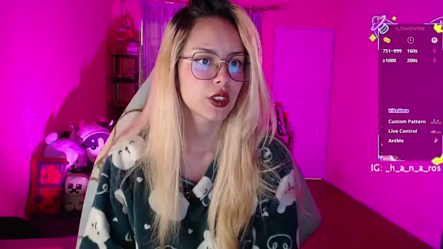 Snapshot of 7Hana7 chatting on March 31, 2026, 6:43 pm 7Hana7 online show from March 31, 2026, 6:43 pm