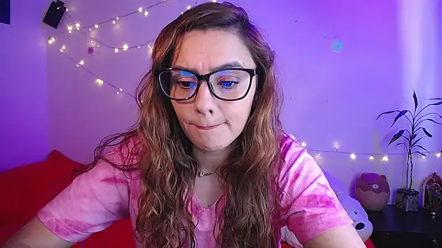 Snapshot of Lu_perez chatting on November 8, 2025, 8:56 pm Lu perez online show from November 8, 2025, 8:56 pm