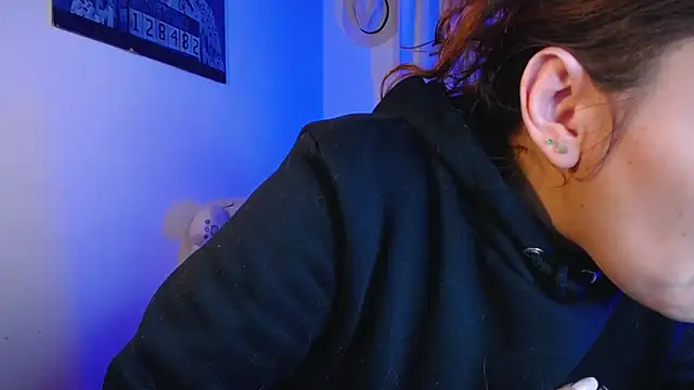 Lu perez online show from March 28, 2026, 11:17 pm