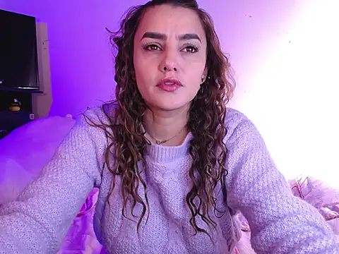 Snapshot of Lu_perez chatting on October 22, 2025, 5:01 pm Lu perez online show from October 22, 2025, 5:01 pm