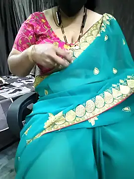 Snapshot of bhuvana555 chatting on February 8, 2026, 5:21 pm bhuvana555 online show from February 8, 2026, 5:21 pm