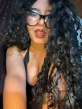 G Poseidon y Cloe online show from April 5, 2026, 11:33 pm