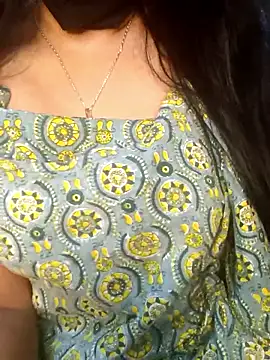 Snapshot of Rina777o chatting on December 13, 2025, 8:04 pm Rina777o online show from December 13, 2025, 8:04 pm