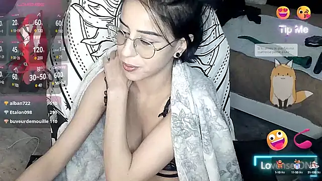 Snapshot of LisandreLaVenale chatting on January 21, 2025, 12:36 am LisandreLaVenale online show from January 21, 2025, 12:36 am