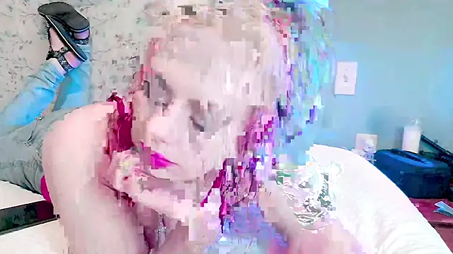 SkarlettRose96 online show from April 12, 2026, 7:17 pm