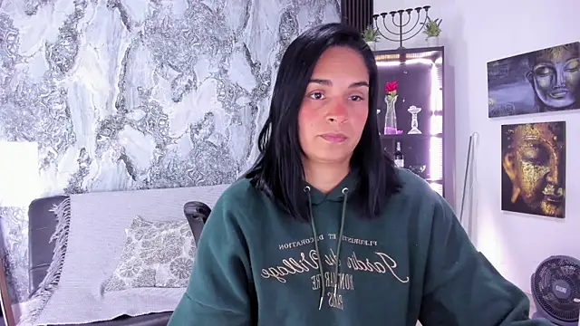 Carlota milf 30 online show from November 16, 2025, 2:55 pm