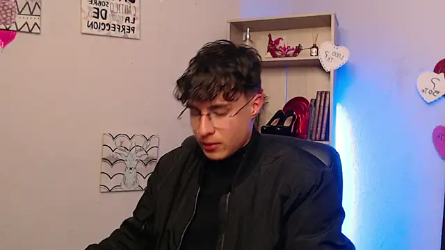 Jeam hot online show from March 21, 2025, 12:29 am