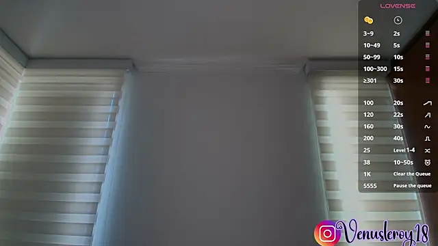 Snapshot of venusleroy_ chatting on November 2, 2025, 7:52 pm venusleroy online show from November 2, 2025, 7:52 pm