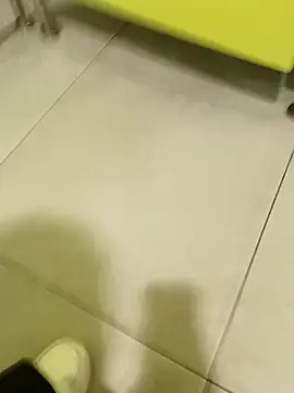 El baby12 online show from September 19, 2025, 6:06 am