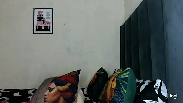 quenliyasa online show from March 22, 2026, 8:10 pm